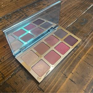 IL MAKIAGE Pink and Brown Eyeshadow Palette